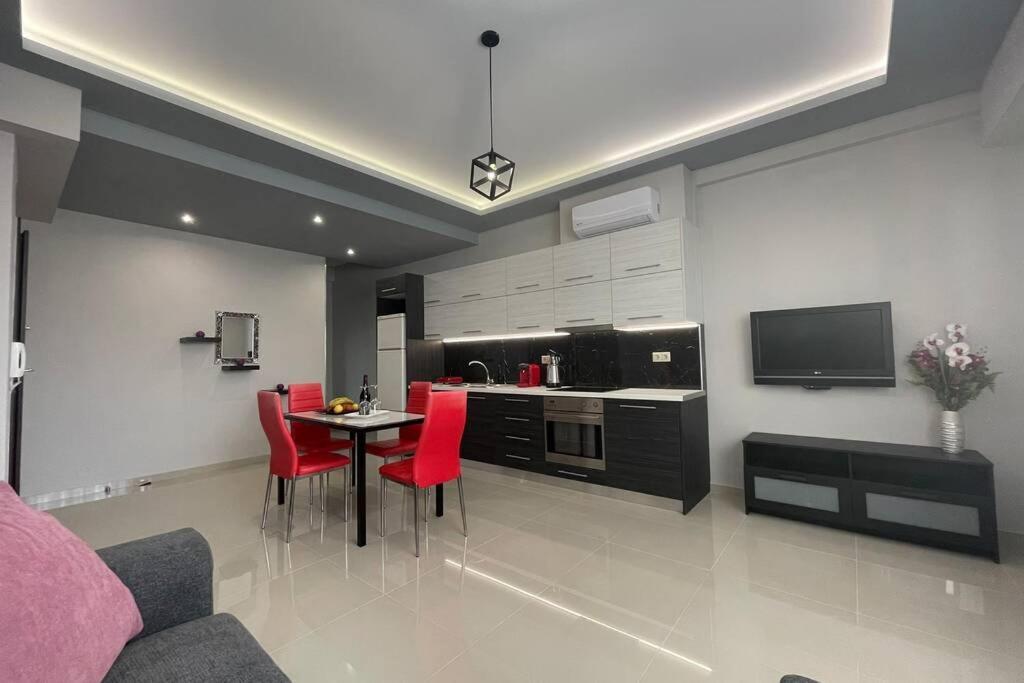 Maxim Deluxe Apartment Nea Alikarnassos المظهر الخارجي الصورة